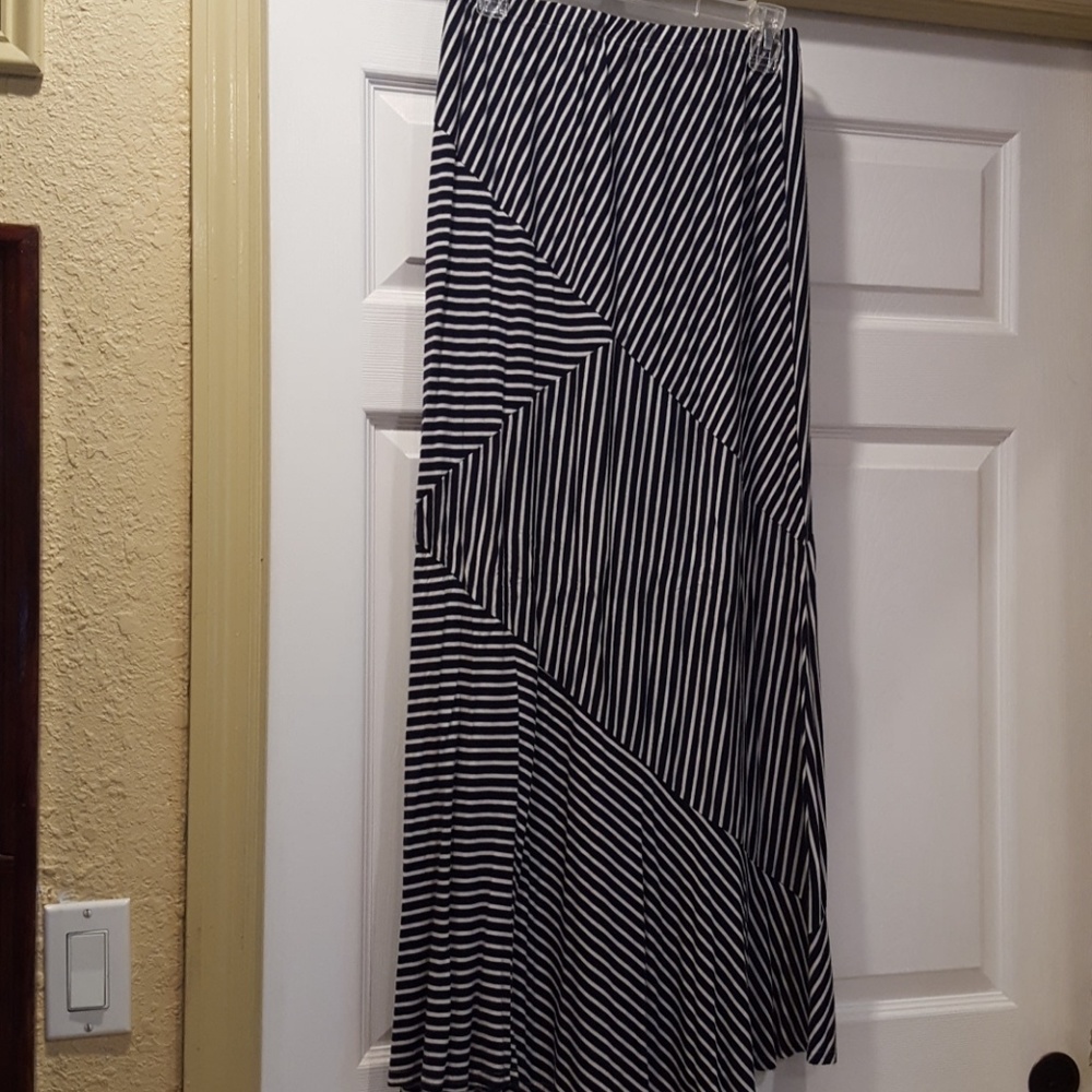 Maxi skirt